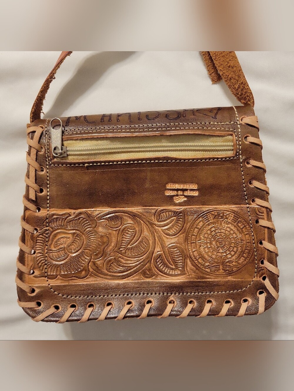 Mexican Leather Handmade Purse with Flower Decor and Aztec Calendar. Hecho En MX - Picture 2 of 10